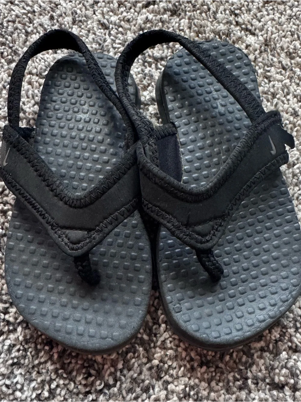 Nike Kids' Black Thong Sandals - Comfortable Everyday Wear